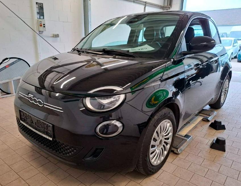 Fiat 500e Action 95PS 23.8KWh