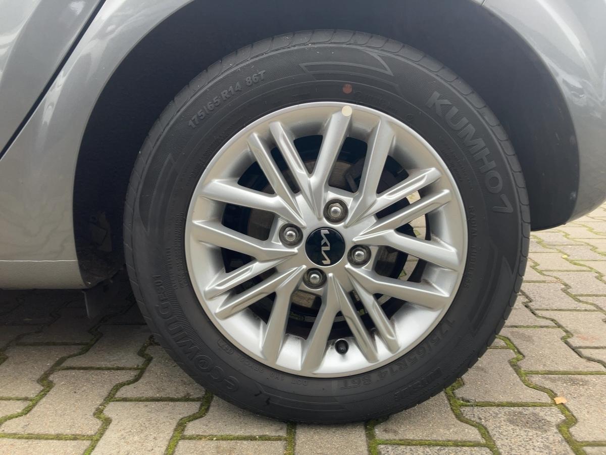 Fahrzeug-Bild 6