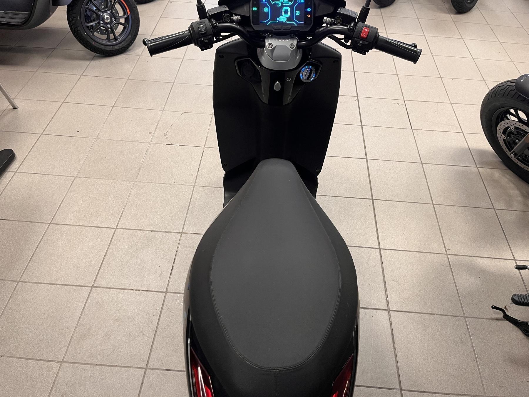 Fahrzeug-Bild 6