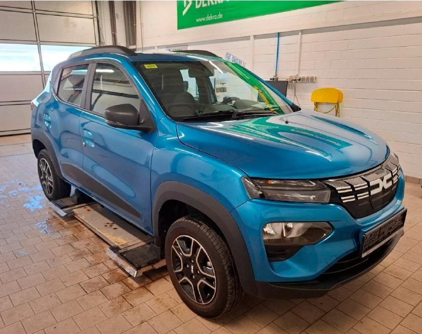 Dacia Spring Essential 45