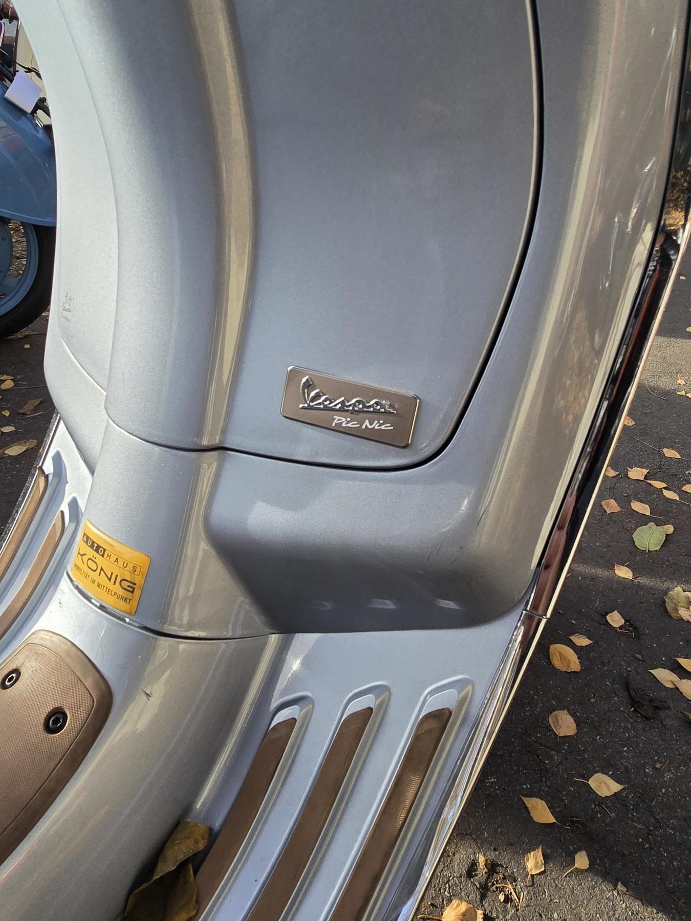 Vespa Primavera 50 Pic Nic nur 212 KM