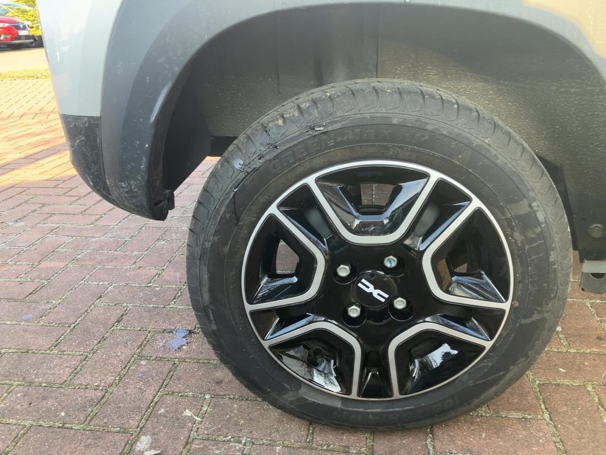 Fahrzeug-Bild 6