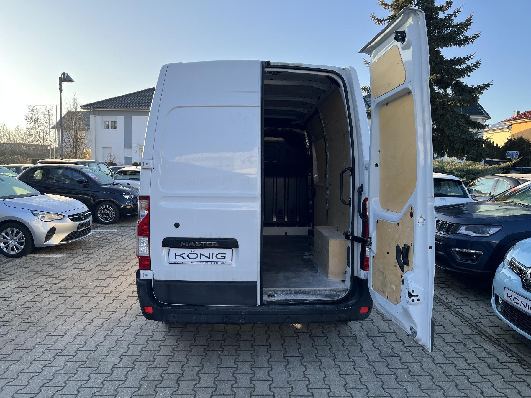 Fahrzeug-Bild 12