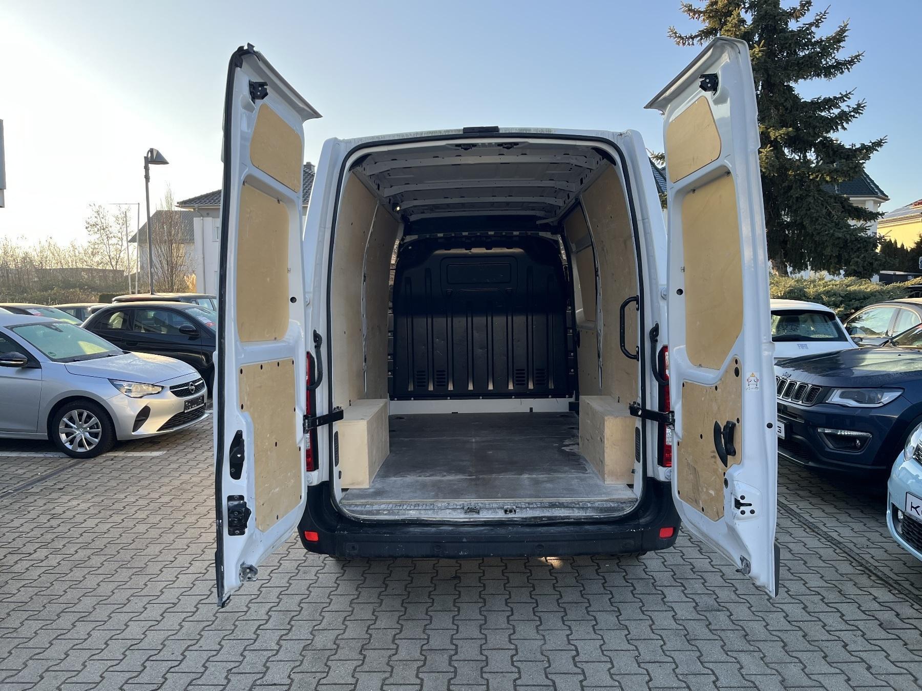 Fahrzeug-Bild 13