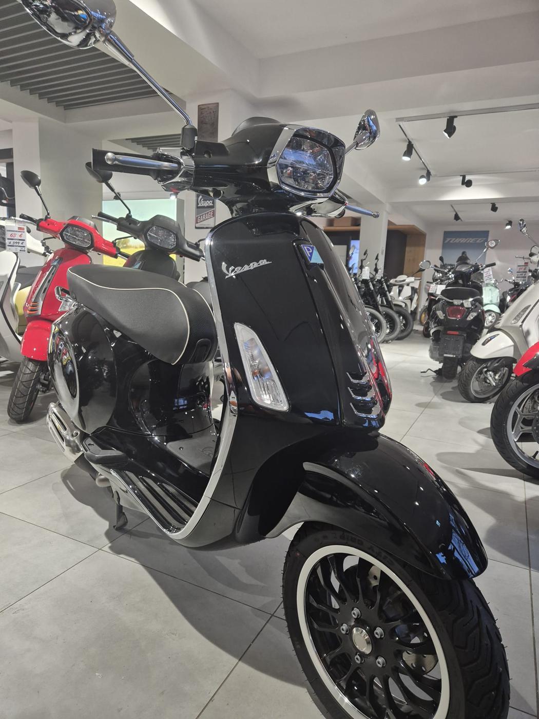 Vespa Sprint 50 E5 NERO 90