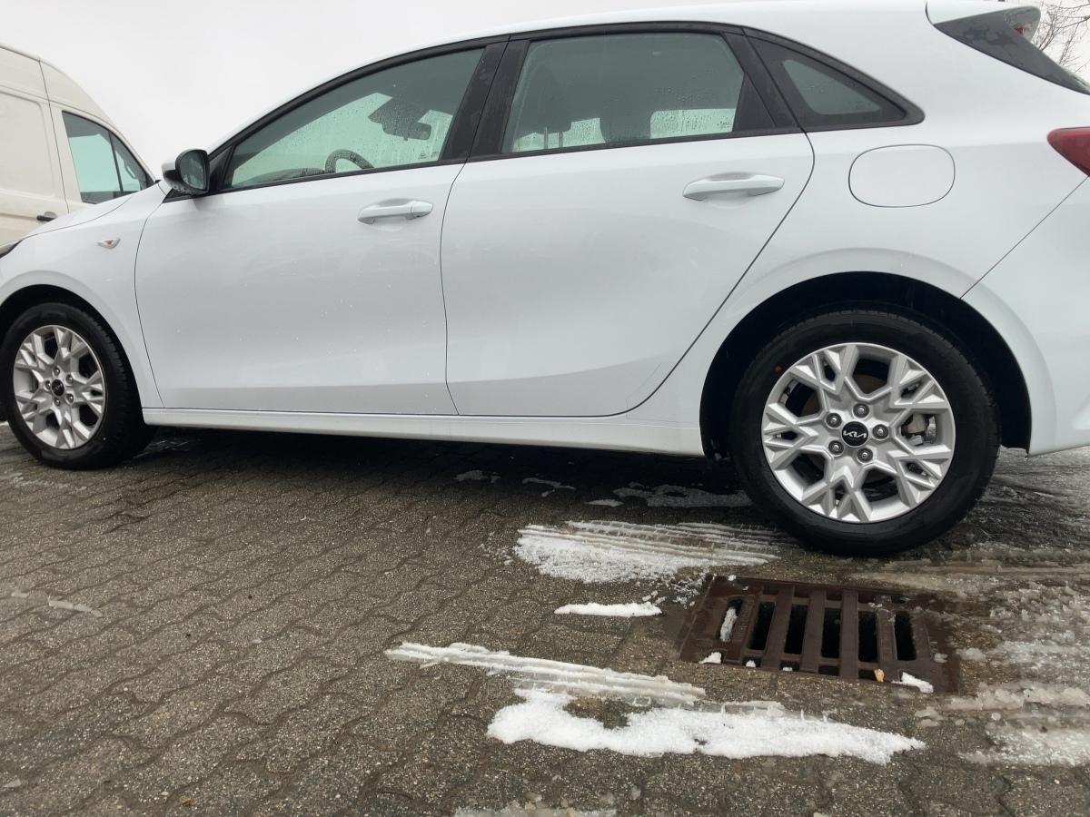 Fahrzeug-Bild 4