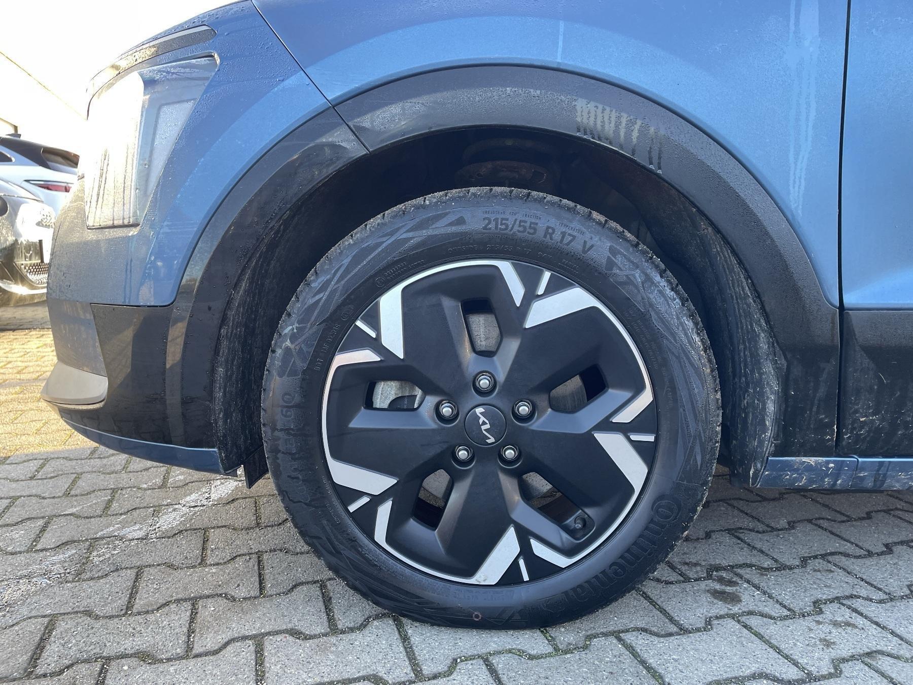 Fahrzeug-Bild 16