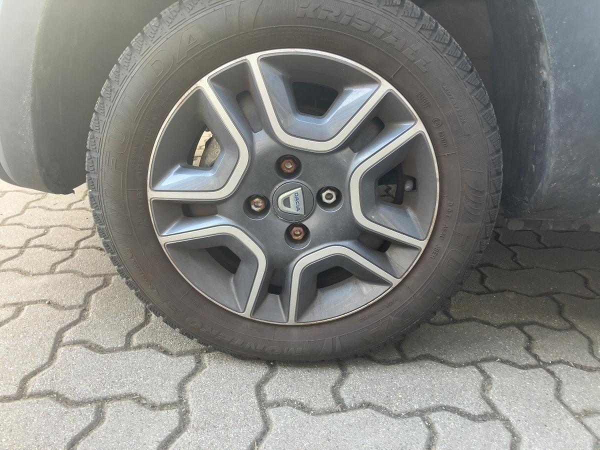 Fahrzeug-Bild 12