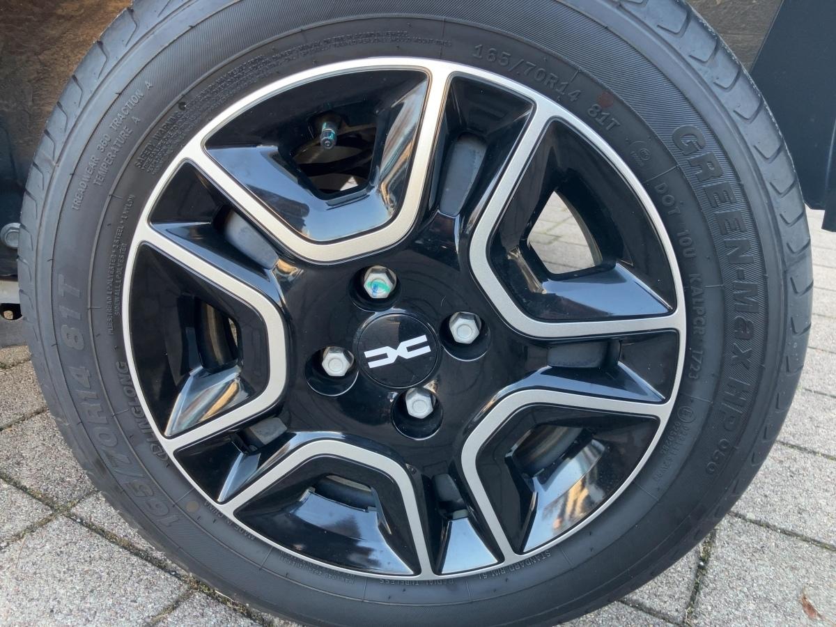 Fahrzeug-Bild 6
