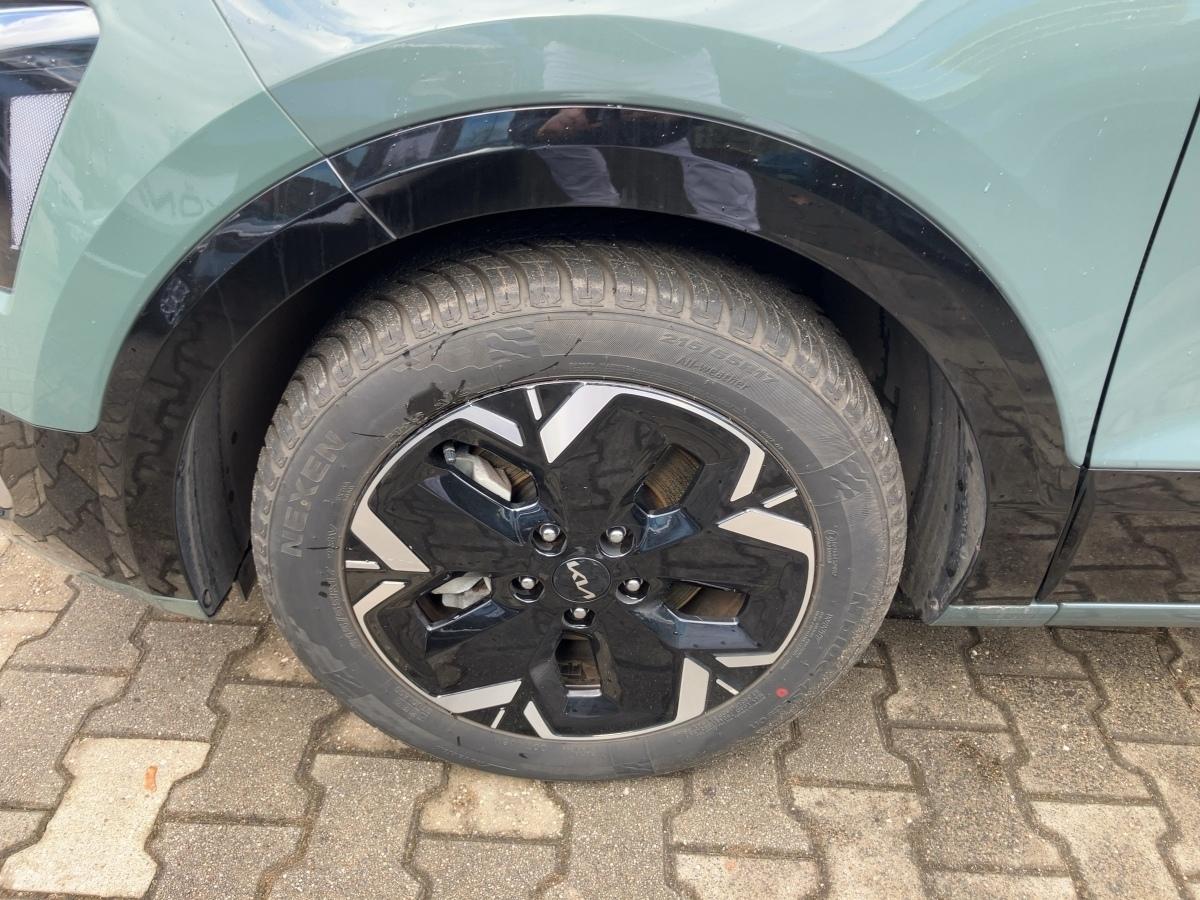 Fahrzeug-Bild 16