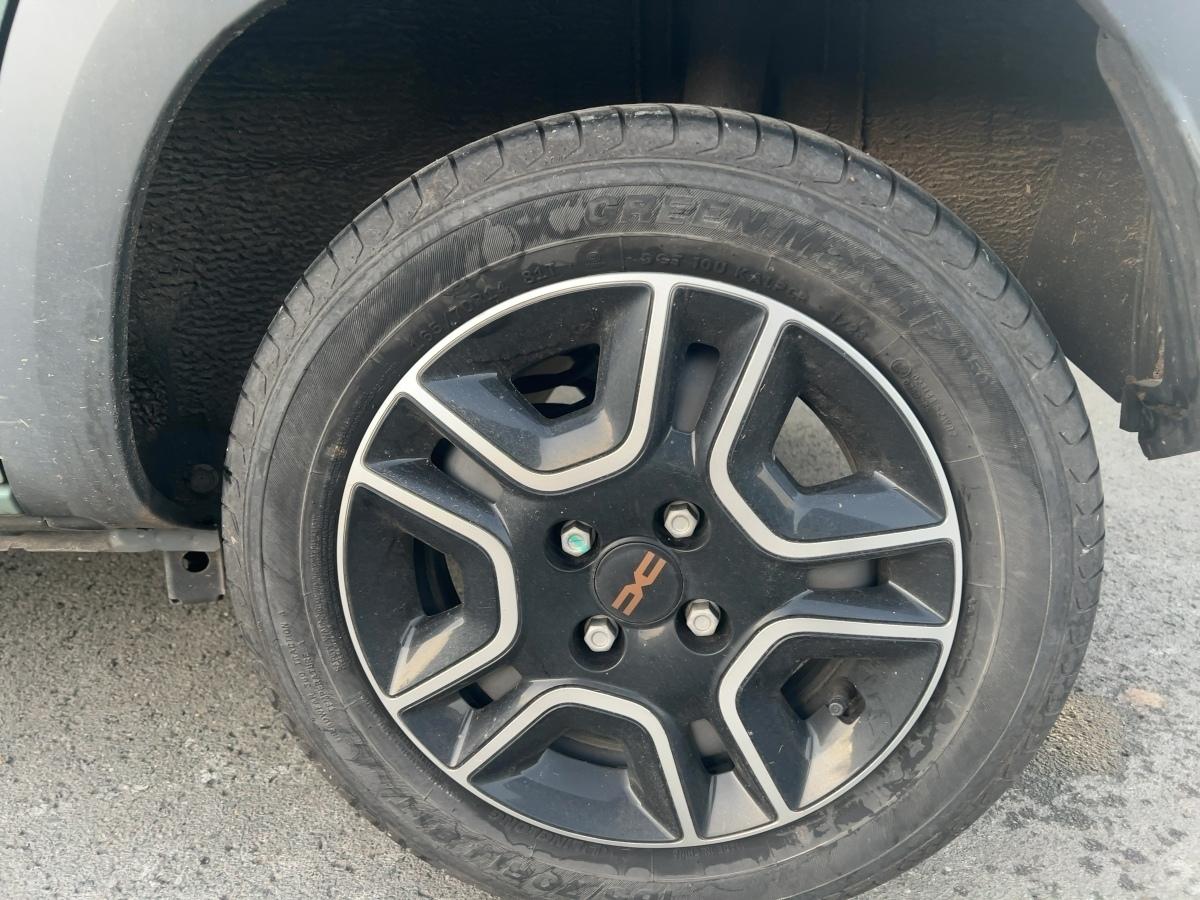 Fahrzeug-Bild 6