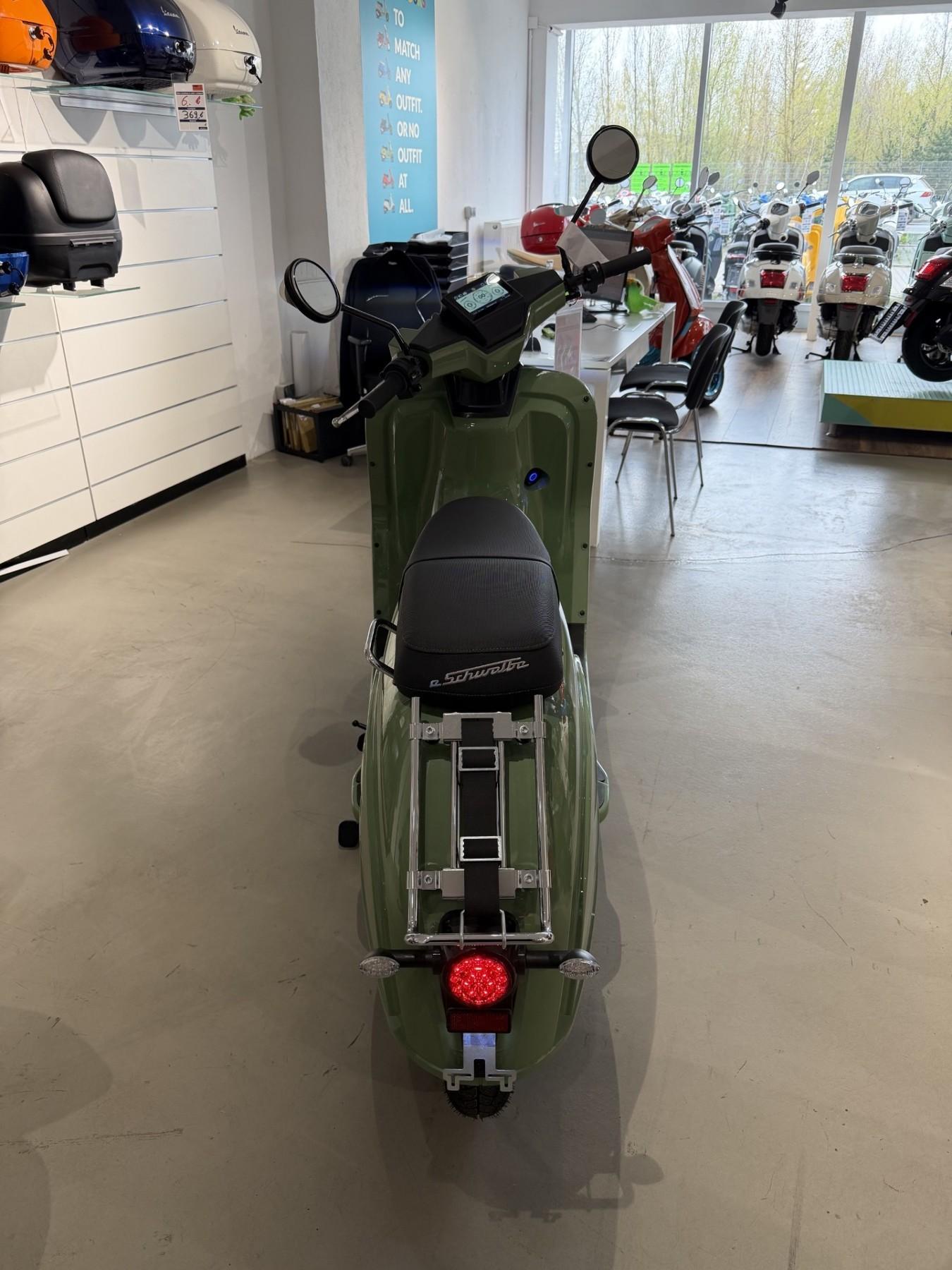 Fahrzeug-Bild 11