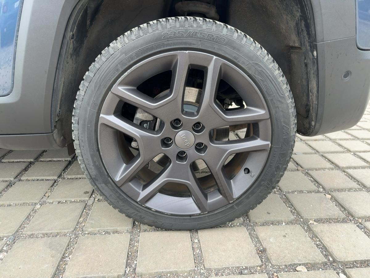 Fahrzeug-Bild 10