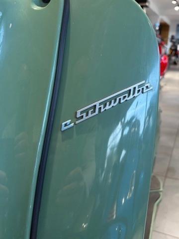 k.A. Bis zu 100 KM Reichweite bei zwei Akkus