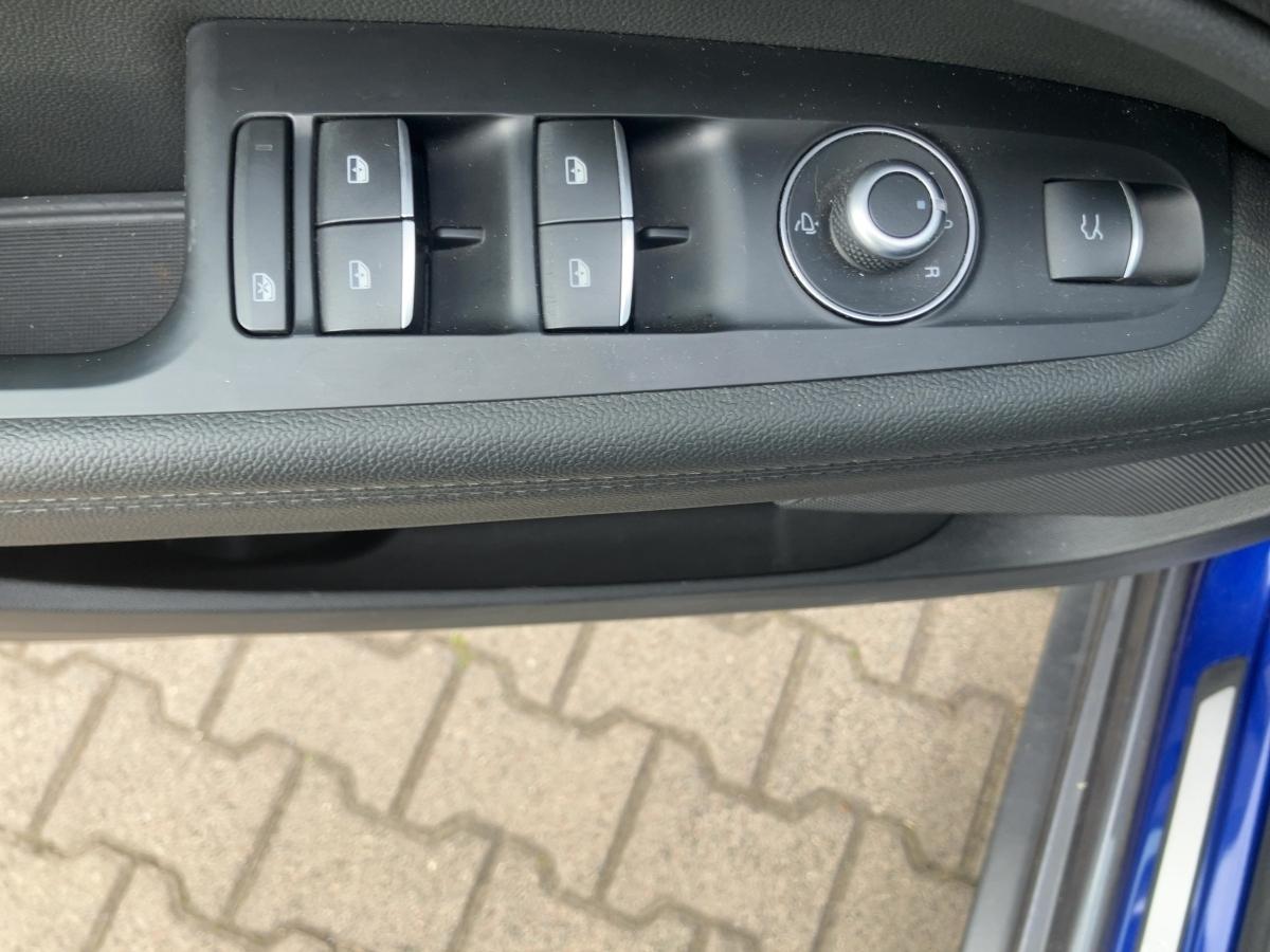 Fahrzeug-Bild 14