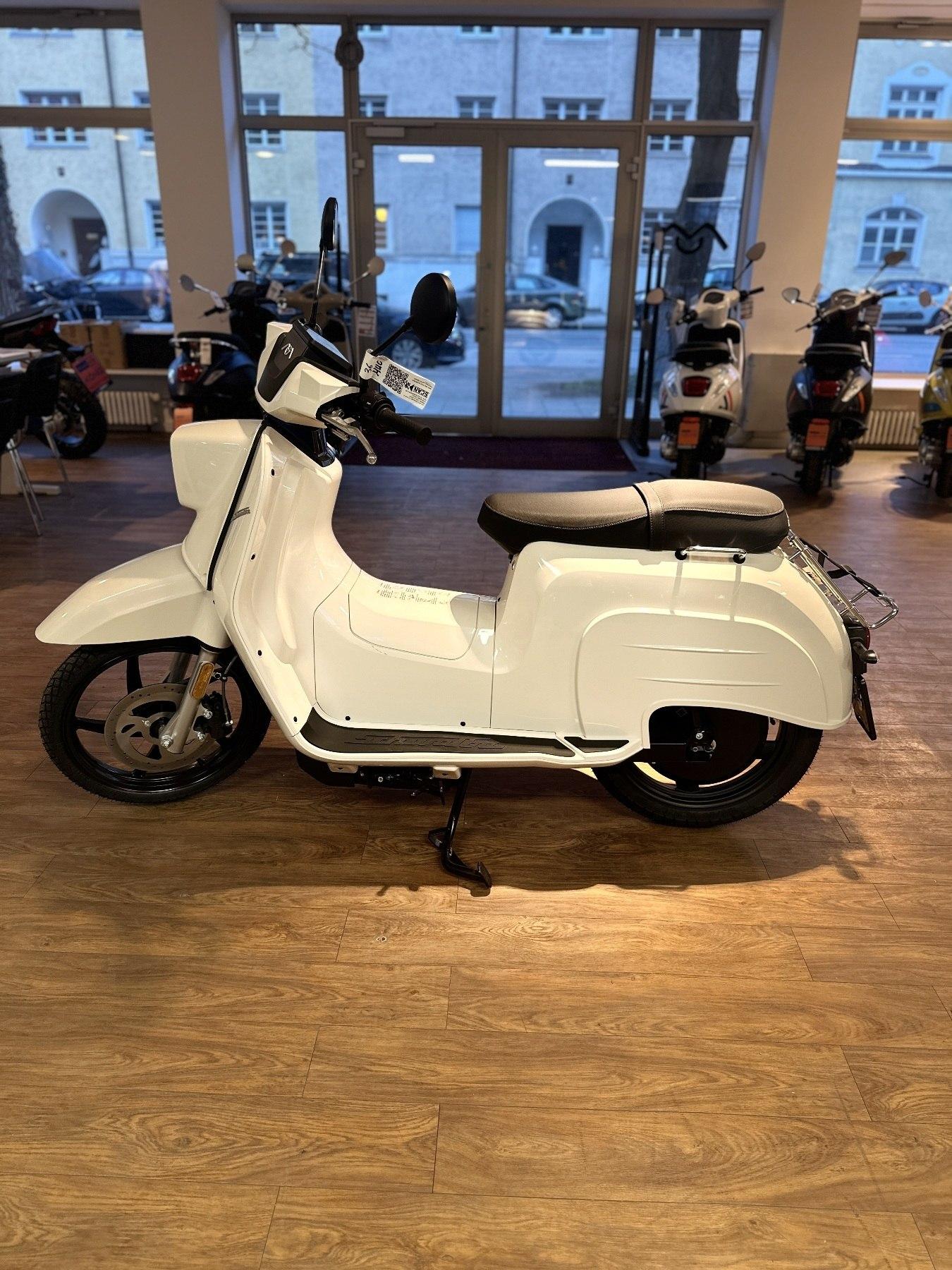 Fahrzeug-Bild 2