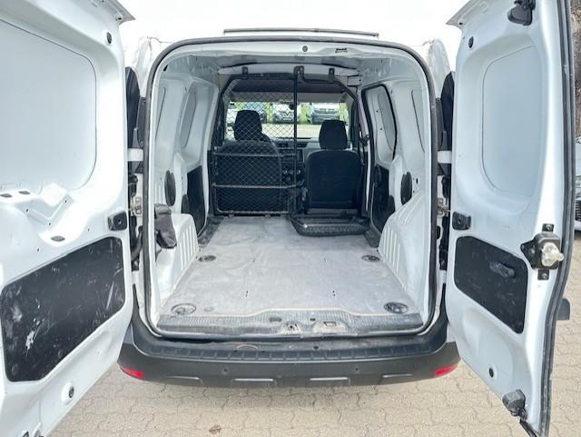Fahrzeug-Bild 6