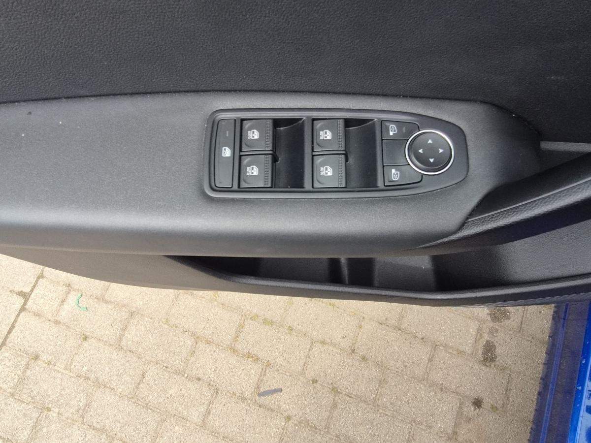 Fahrzeug-Bild 13