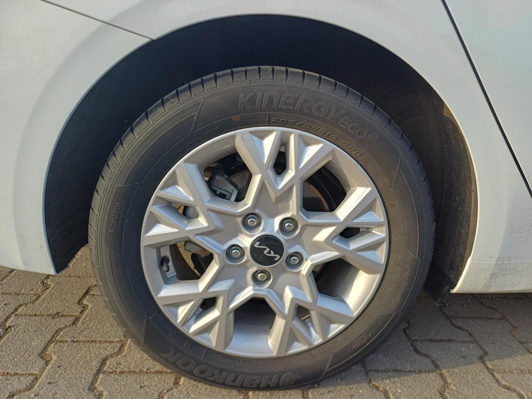 Fahrzeug-Bild 6
