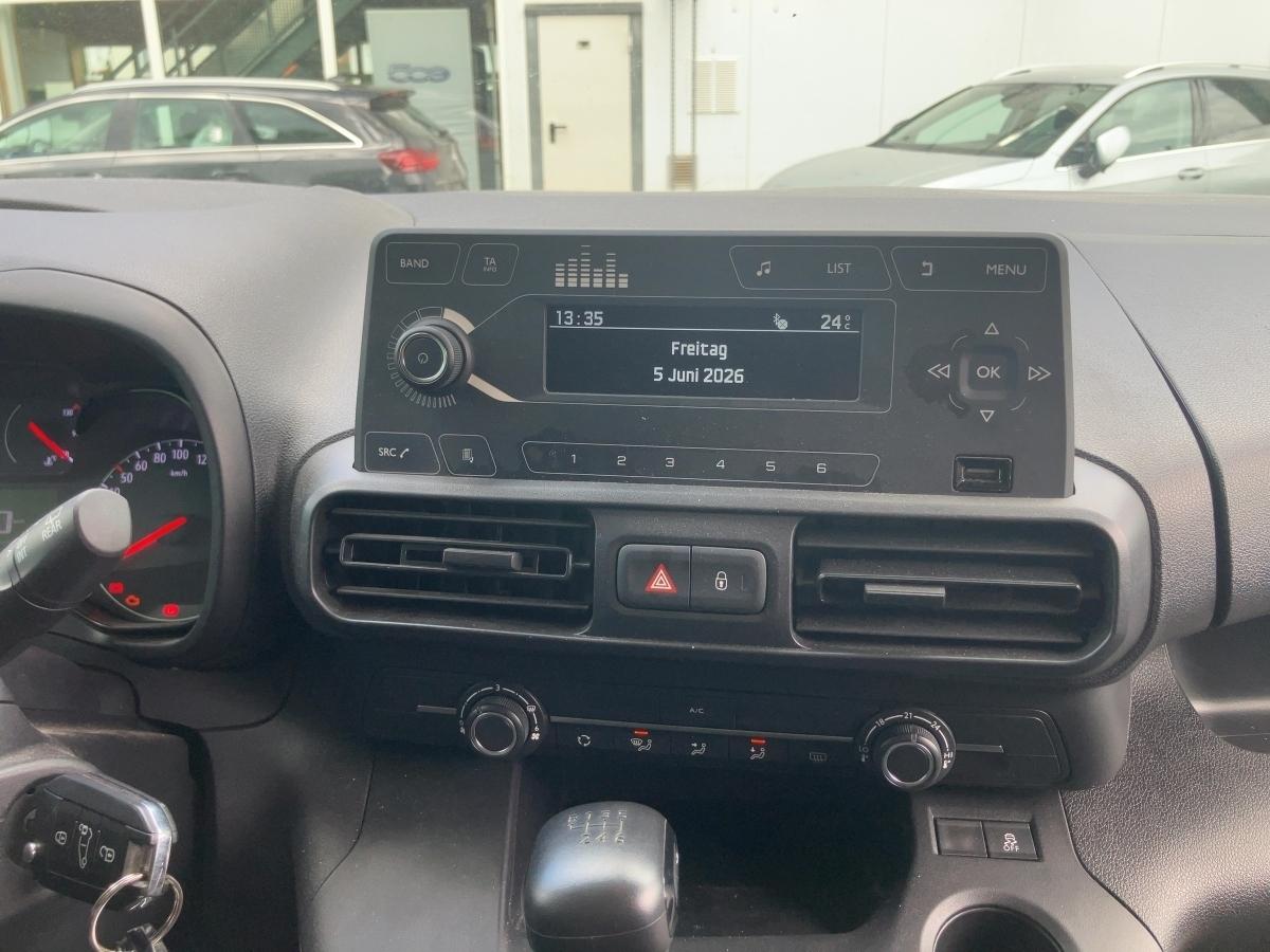 Fahrzeug-Bild 11