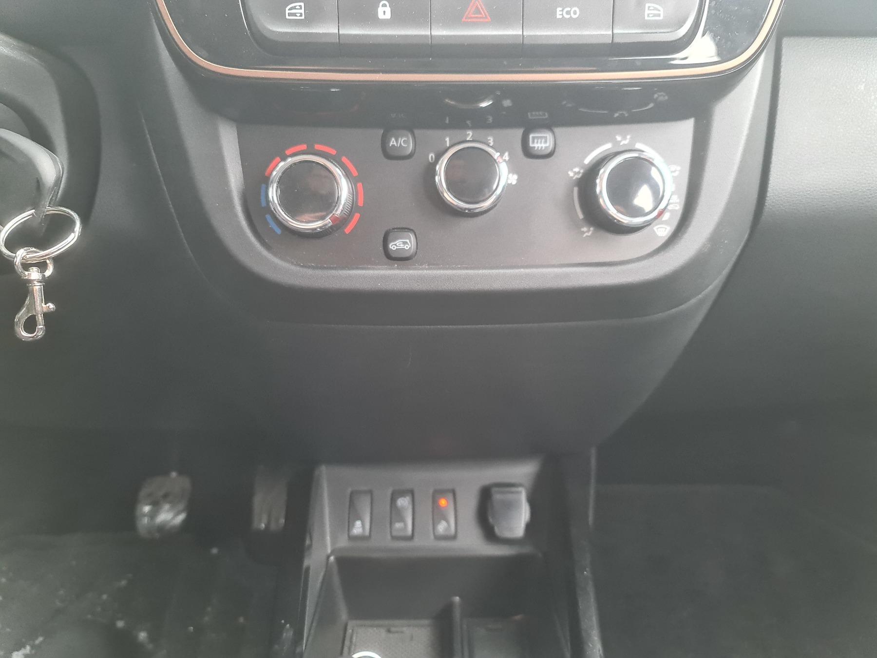 Fahrzeug-Bild 18