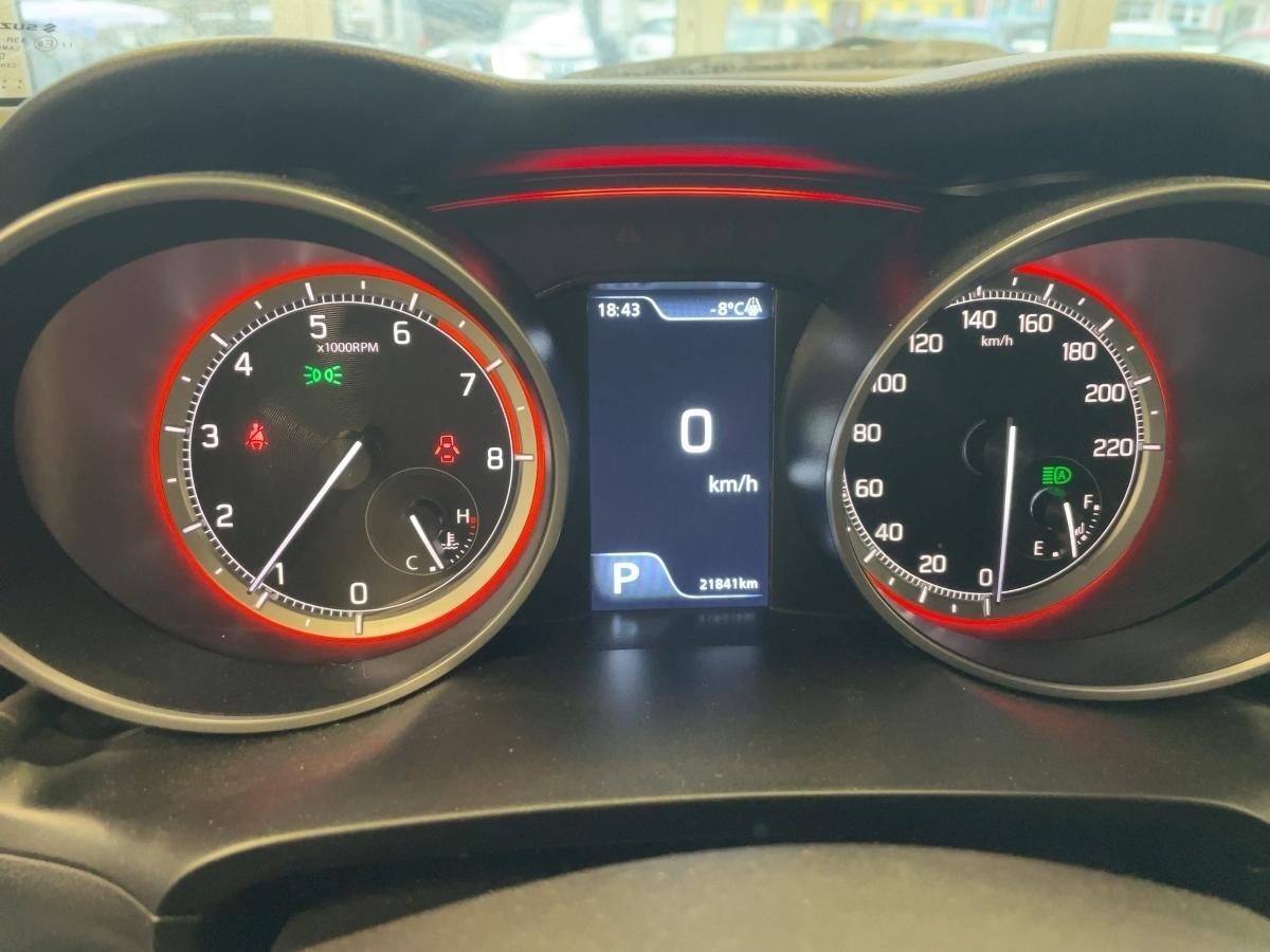 Fahrzeug-Bild 13