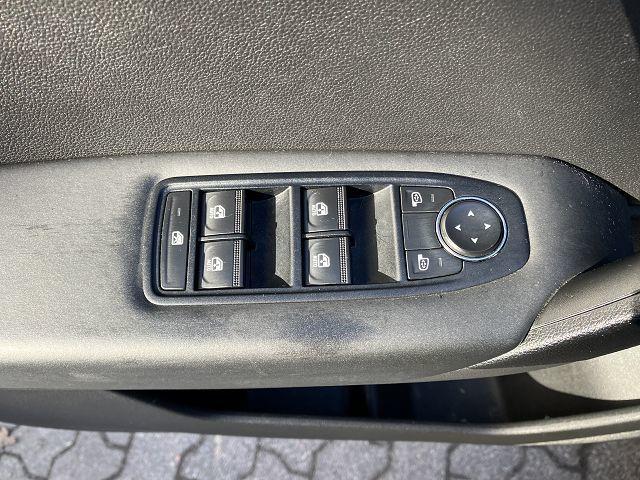 Fahrzeug-Bild 11