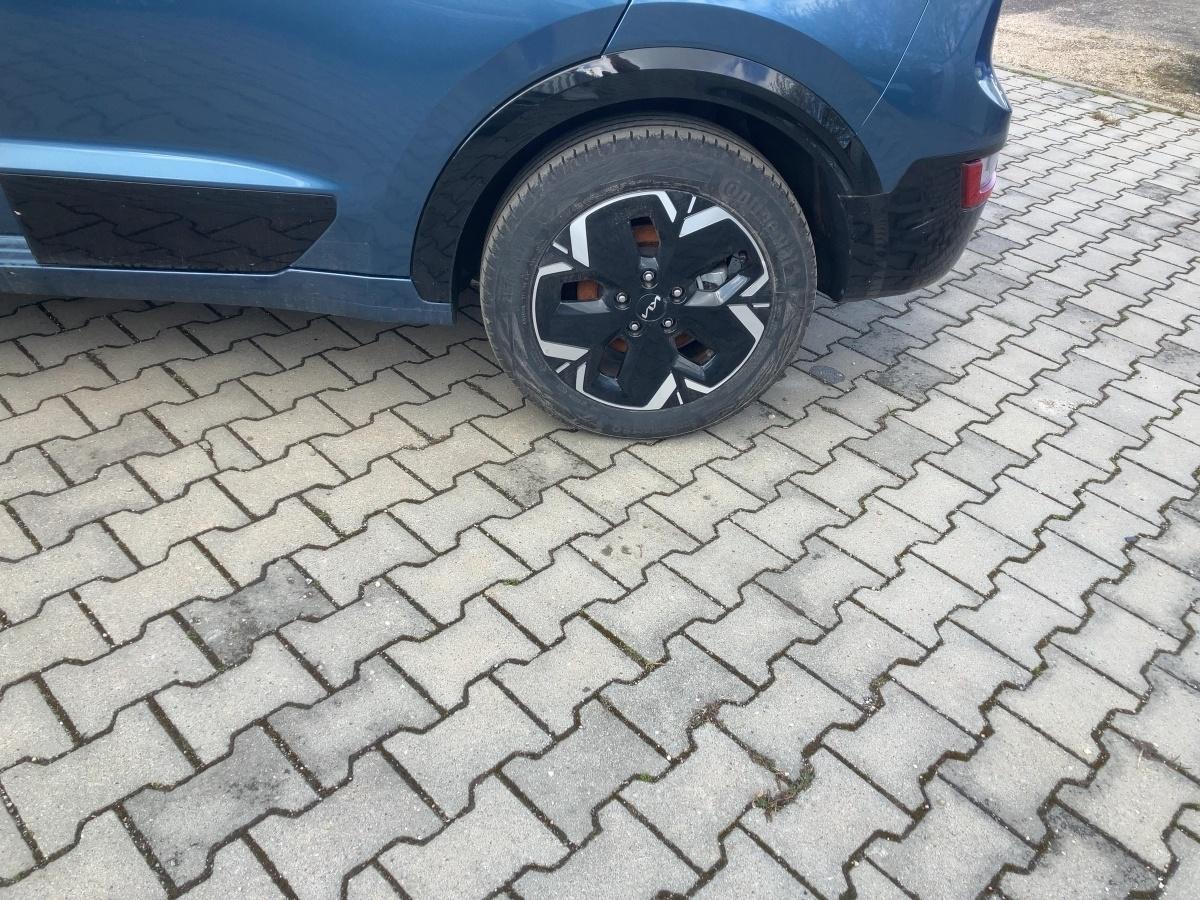 Fahrzeug-Bild 12