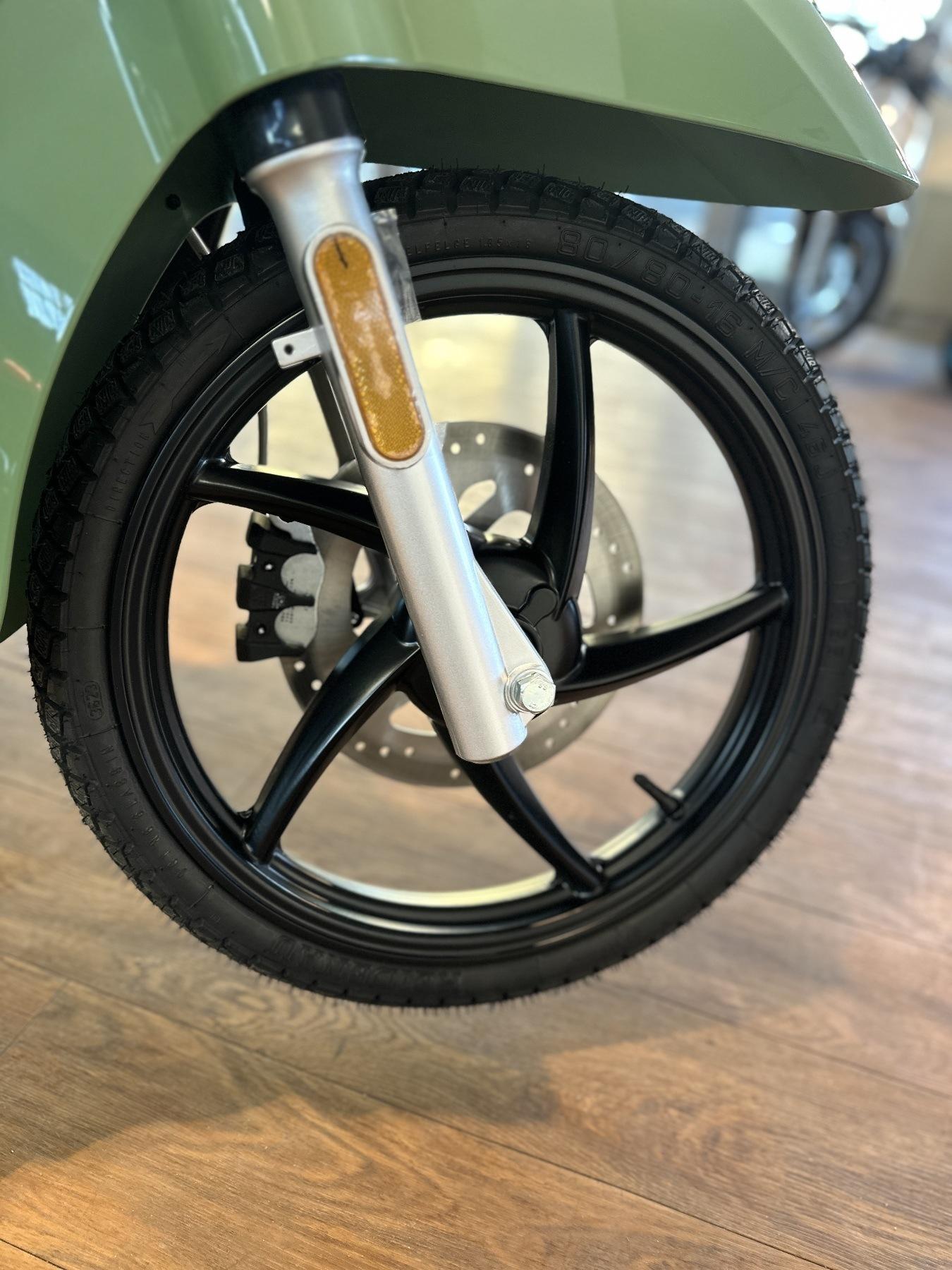 Fahrzeug-Bild 6