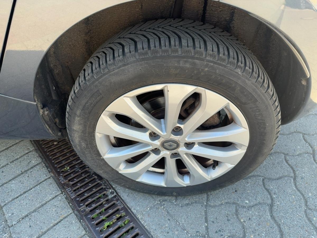 Fahrzeug-Bild 12