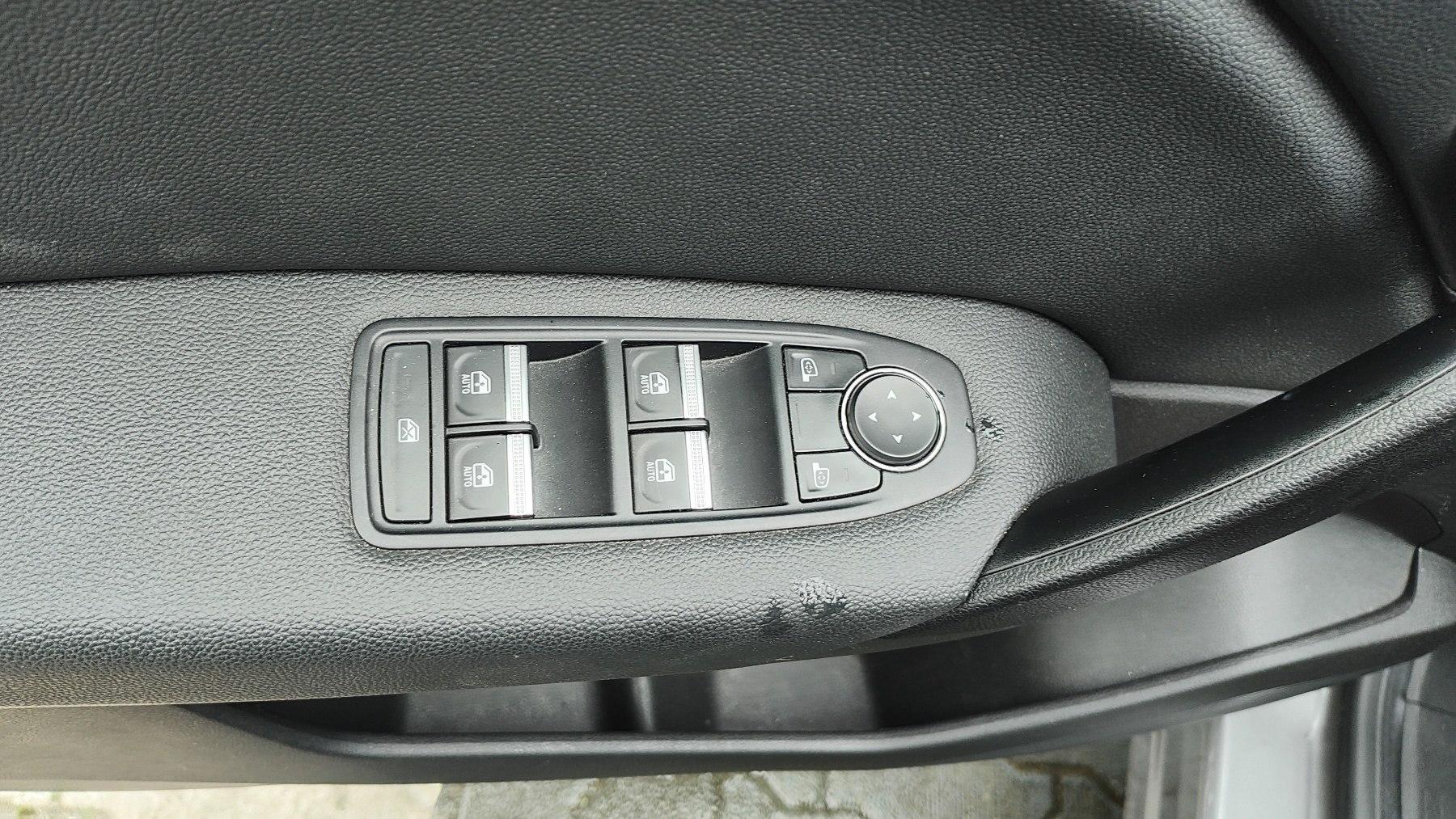 Fahrzeug-Bild 9