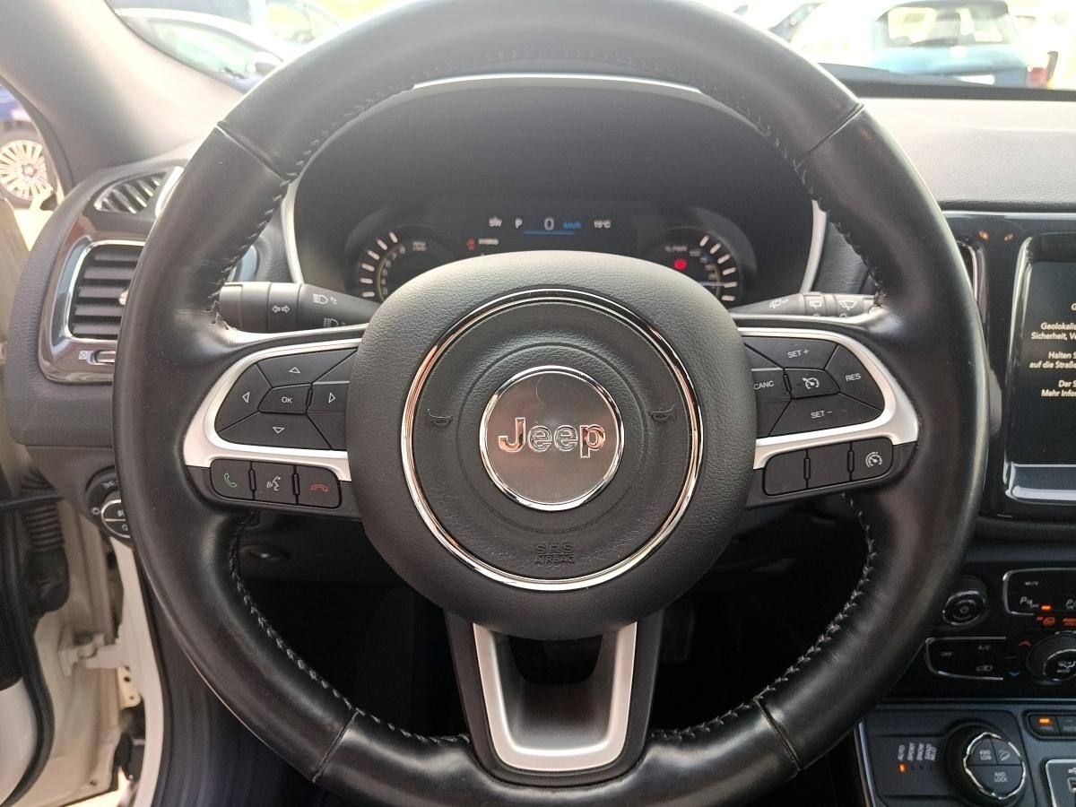 Fahrzeug-Bild 9