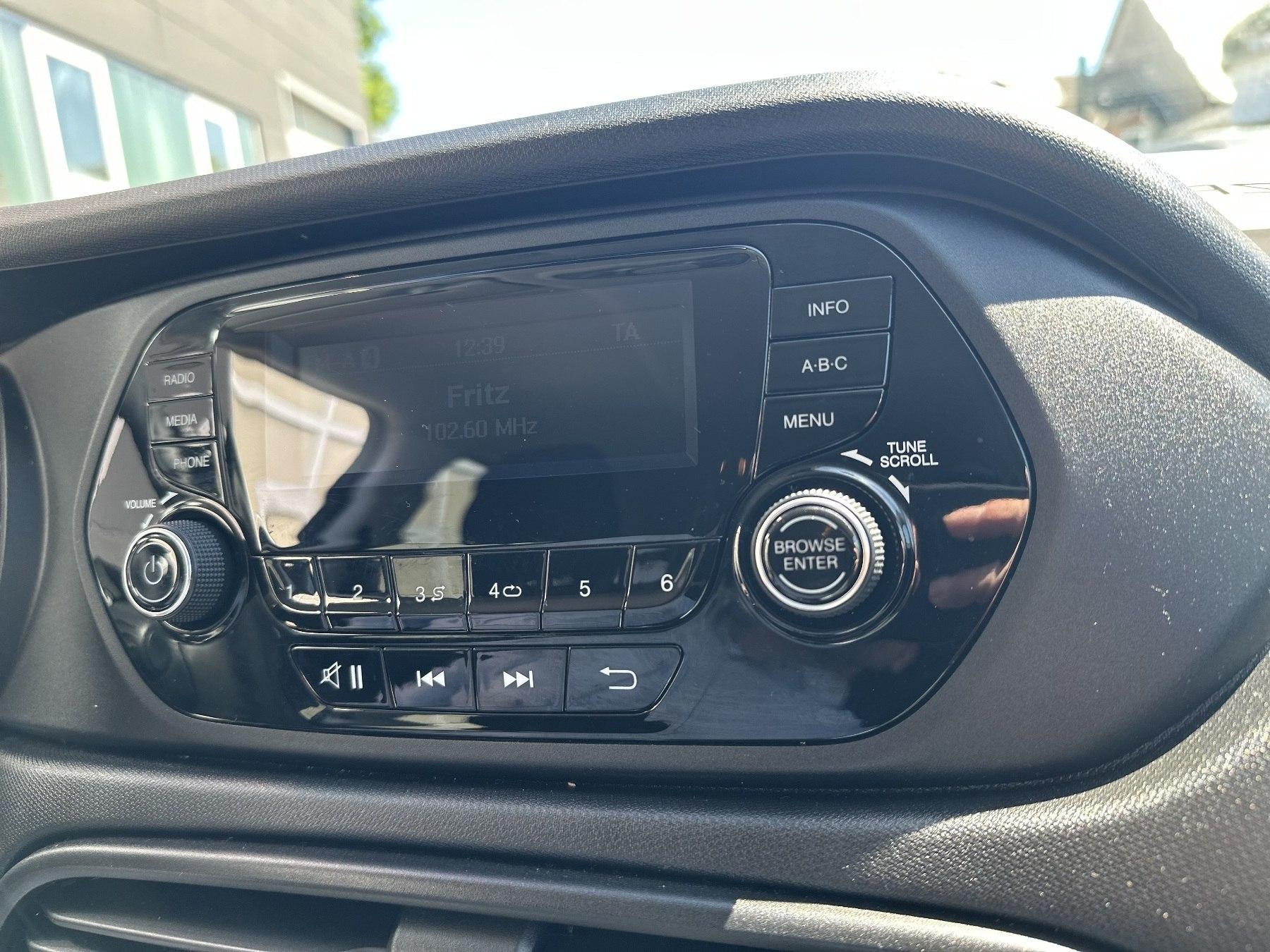 Fahrzeug-Bild 14