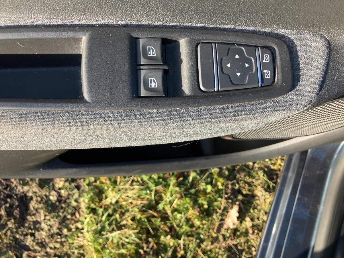 Fahrzeug-Bild 13