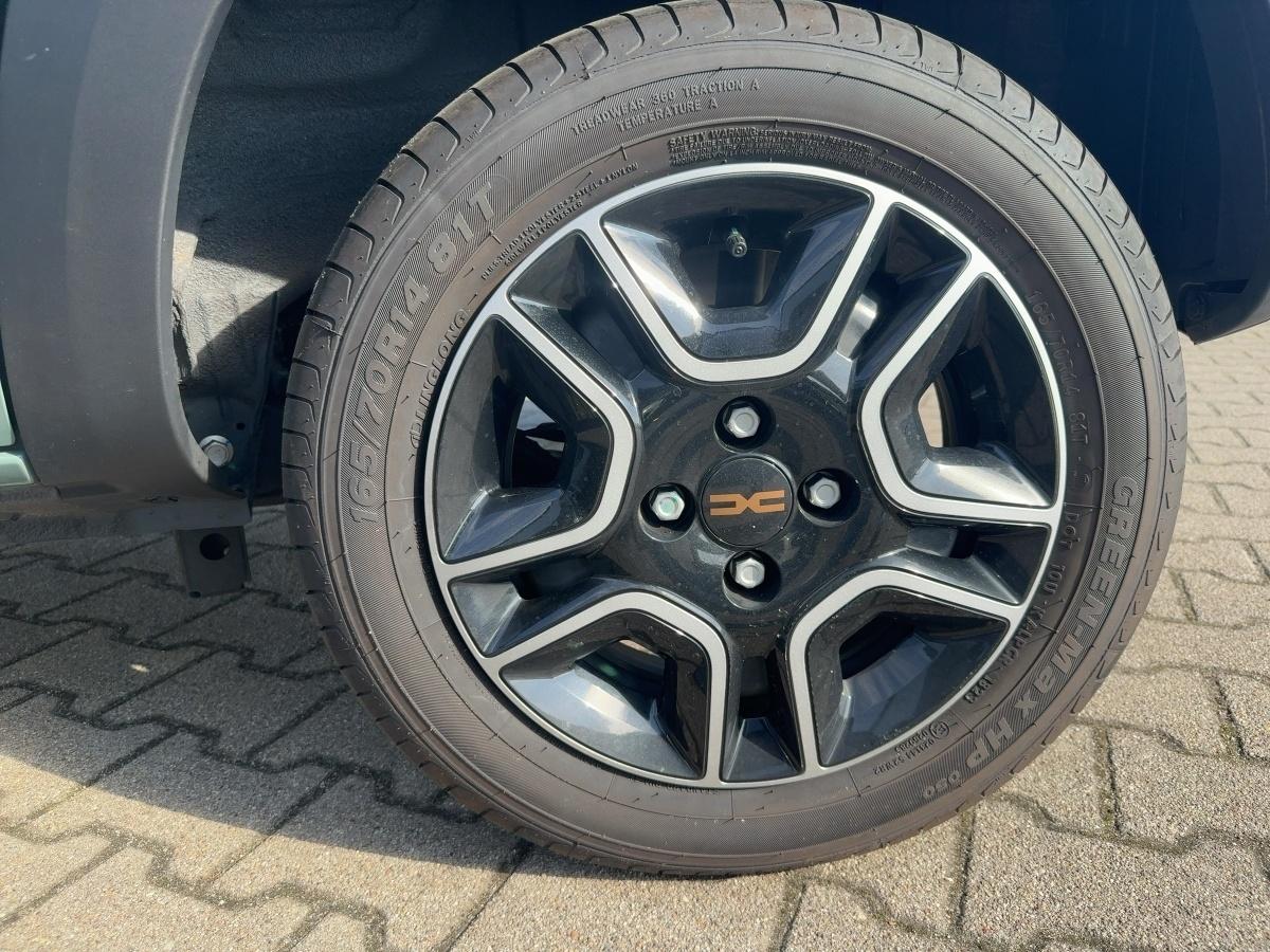 Fahrzeug-Bild 12
