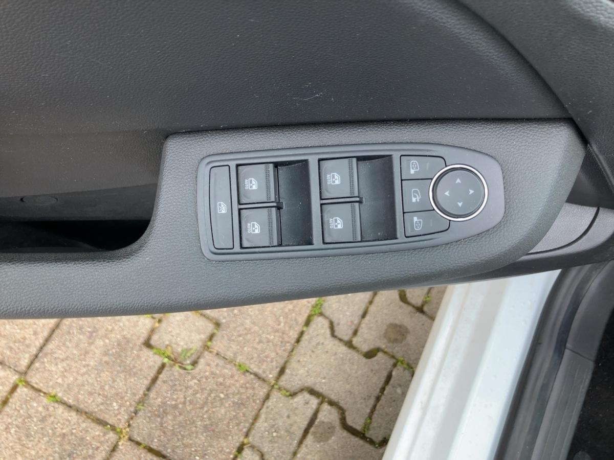 Fahrzeug-Bild 8