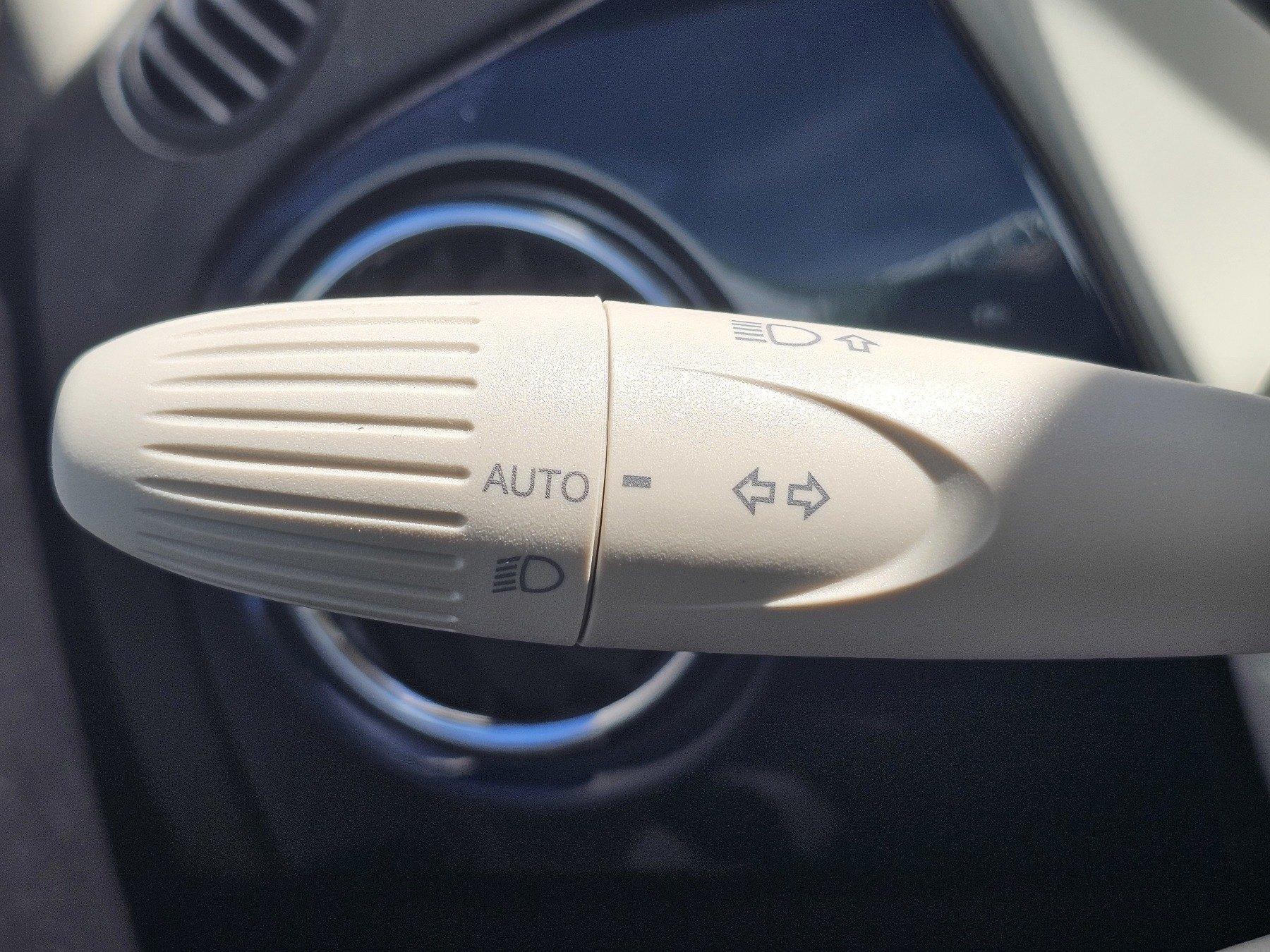 Fahrzeug-Bild 14