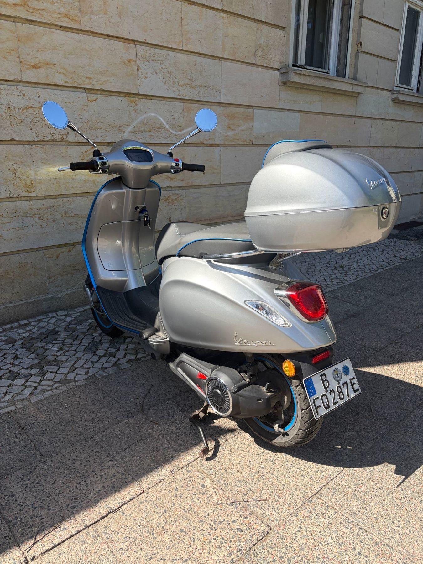 Vespa Elettrica 70 km/h