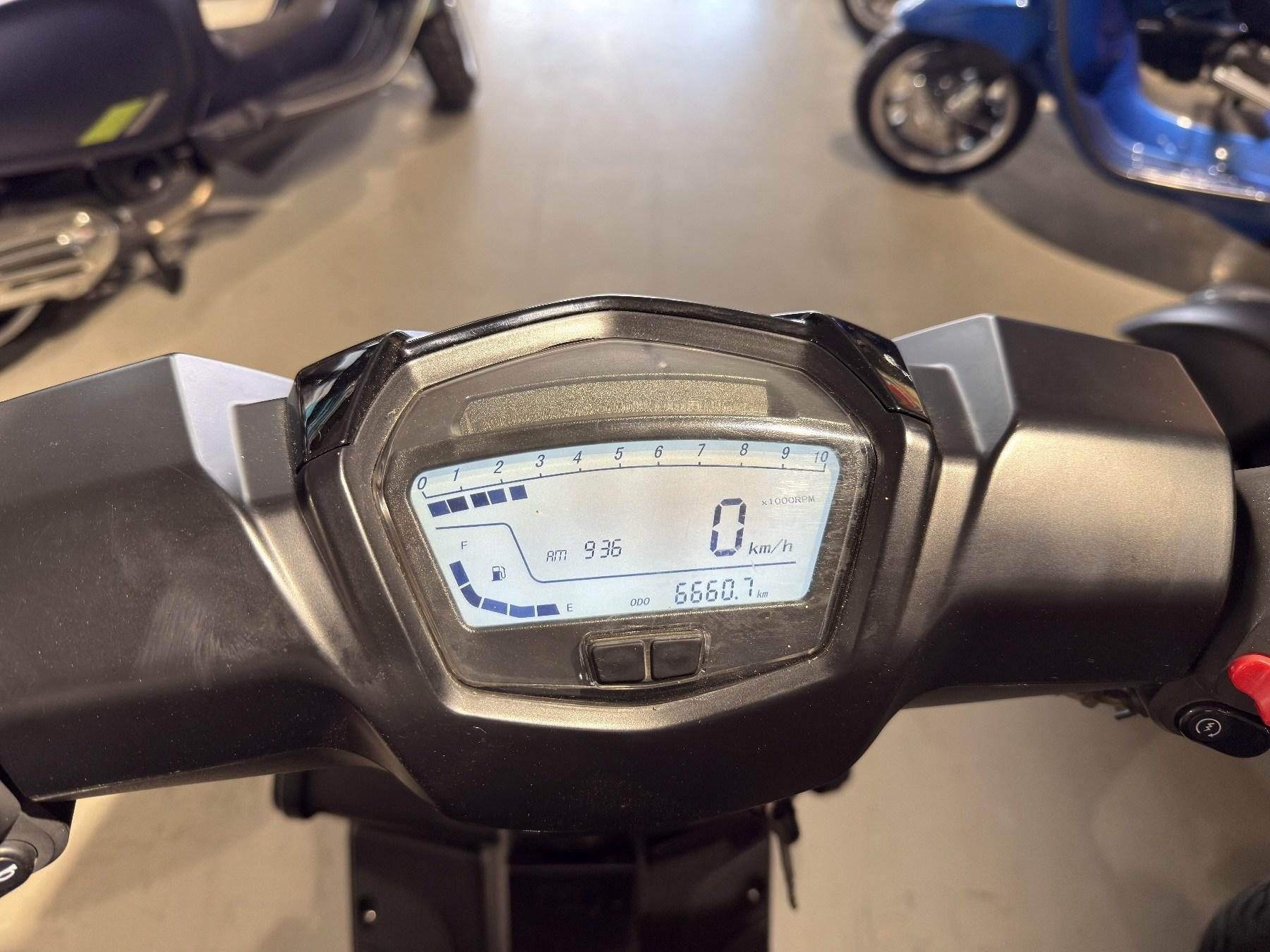 Fahrzeug-Bild 7