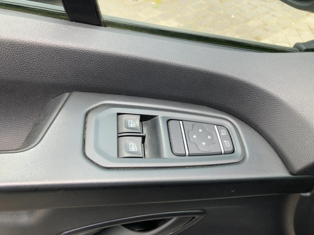 Fahrzeug-Bild 17