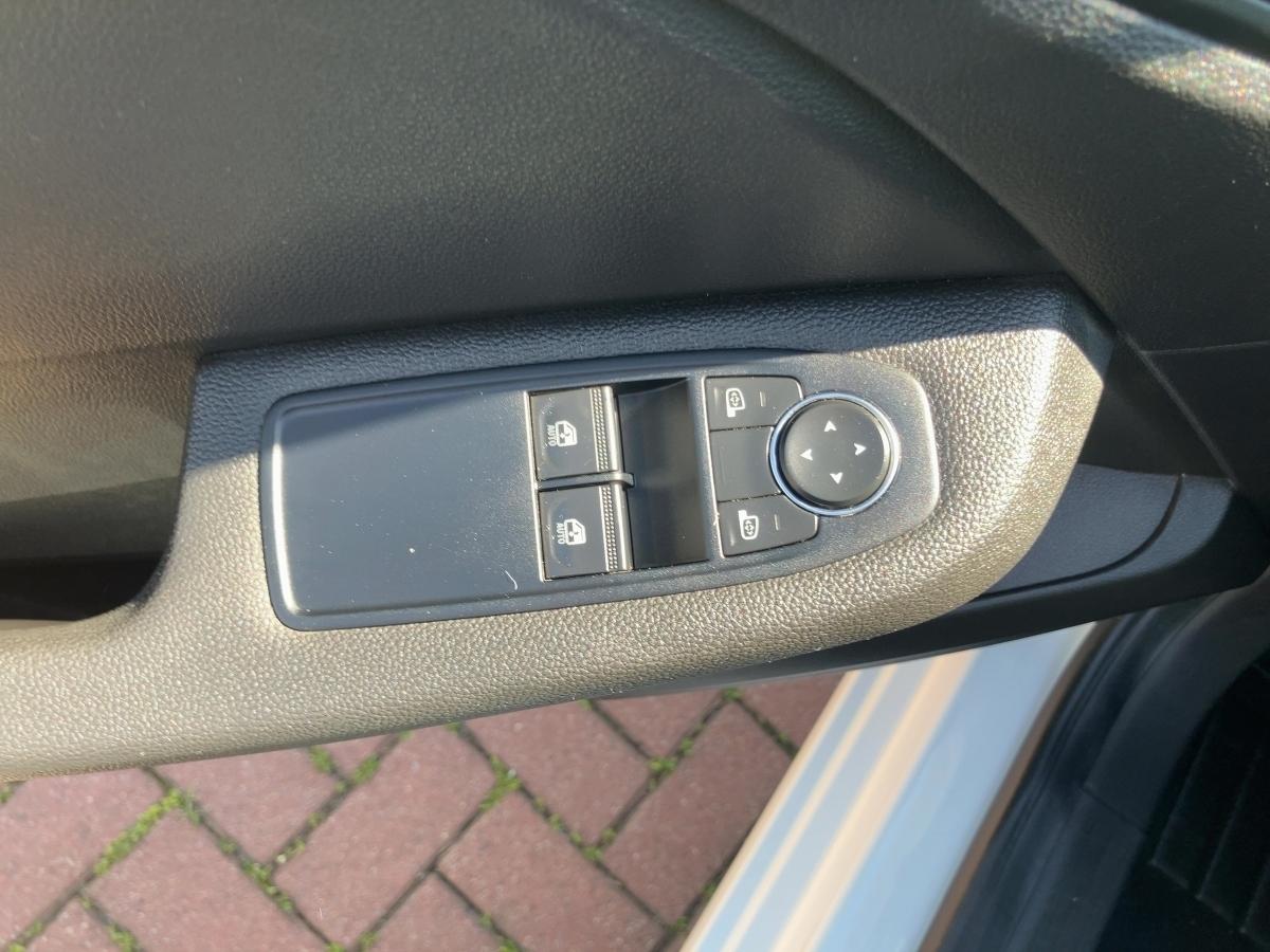 Fahrzeug-Bild 14