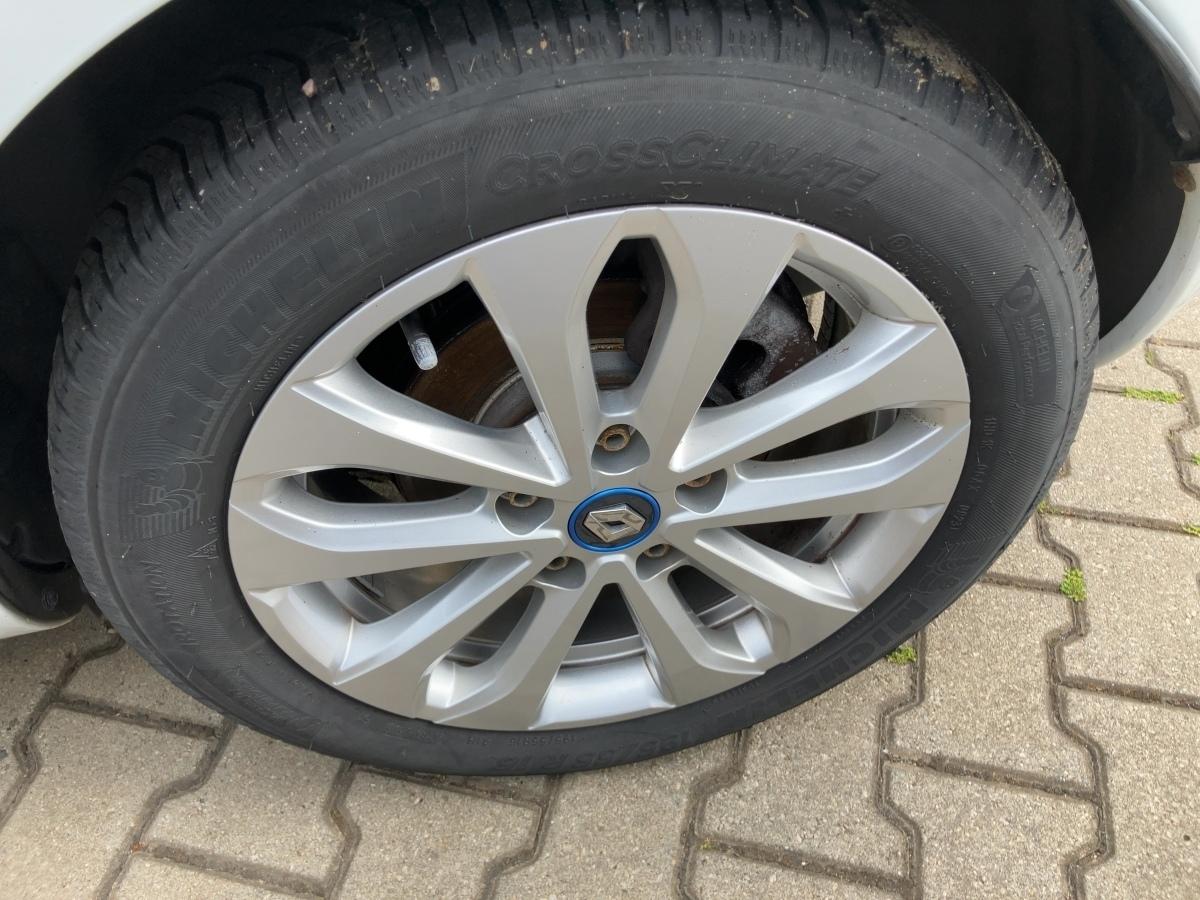 Fahrzeug-Bild 12