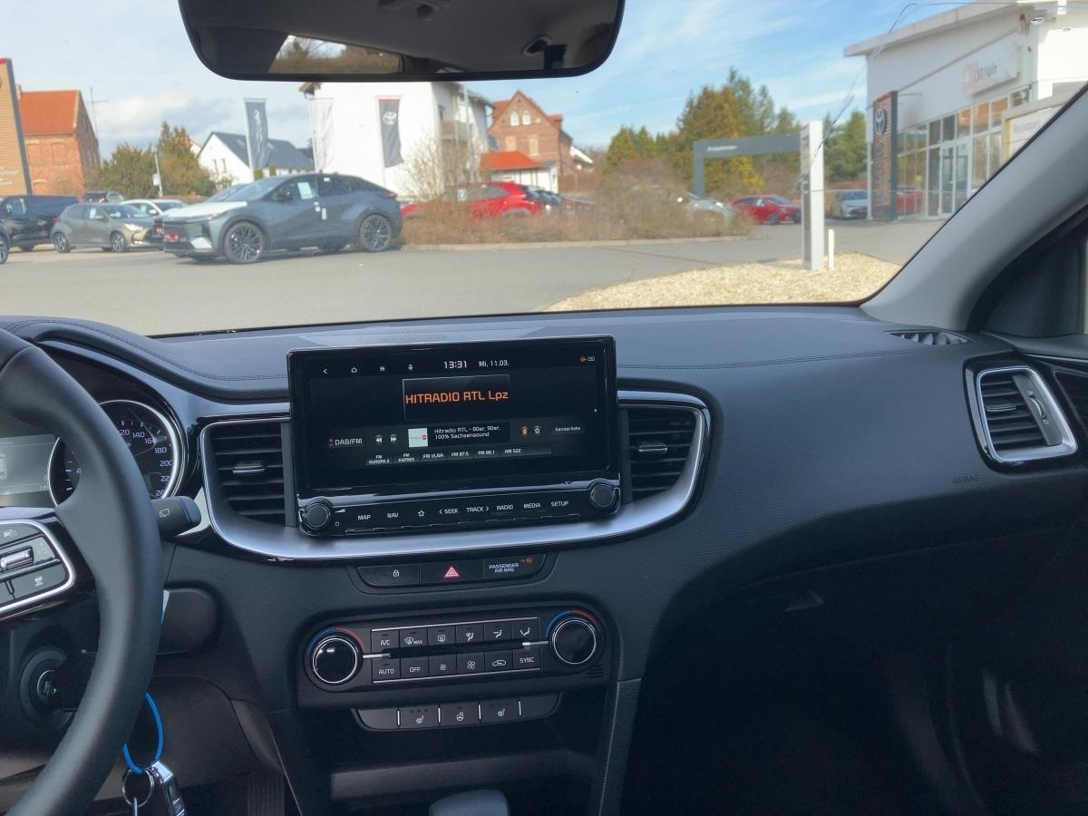 Fahrzeug-Bild 11