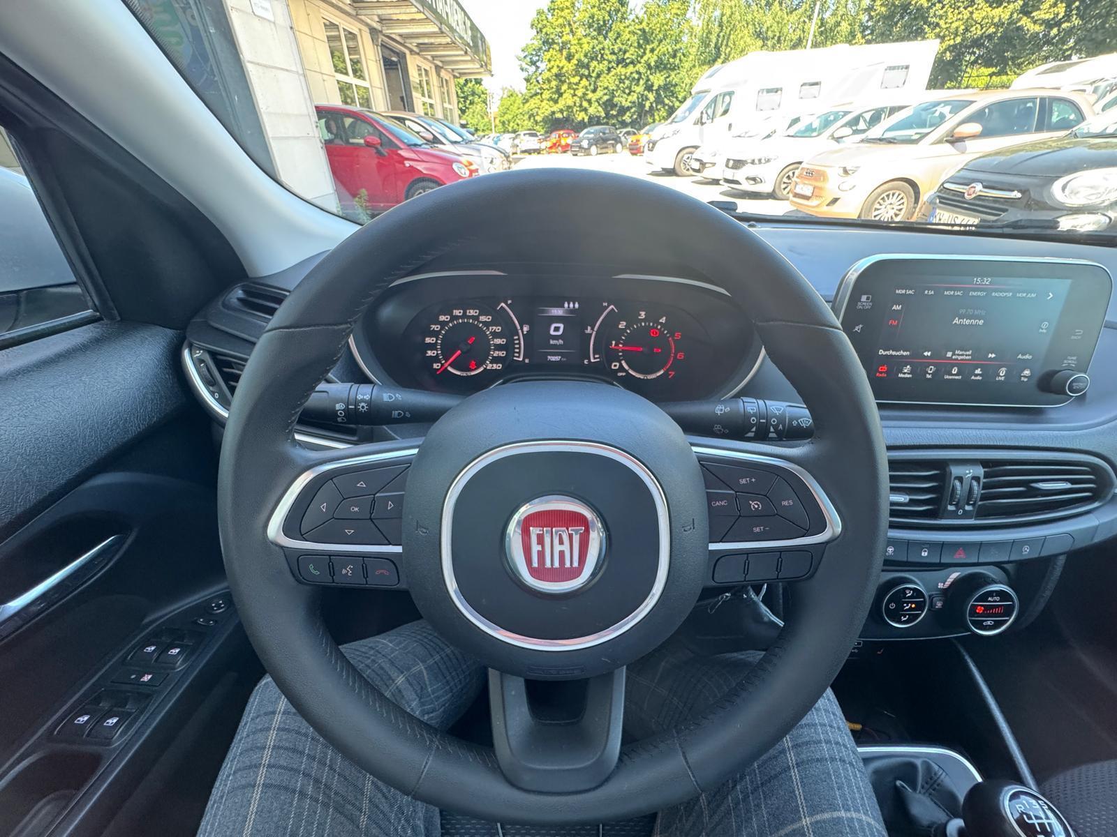 Fahrzeug-Bild 13