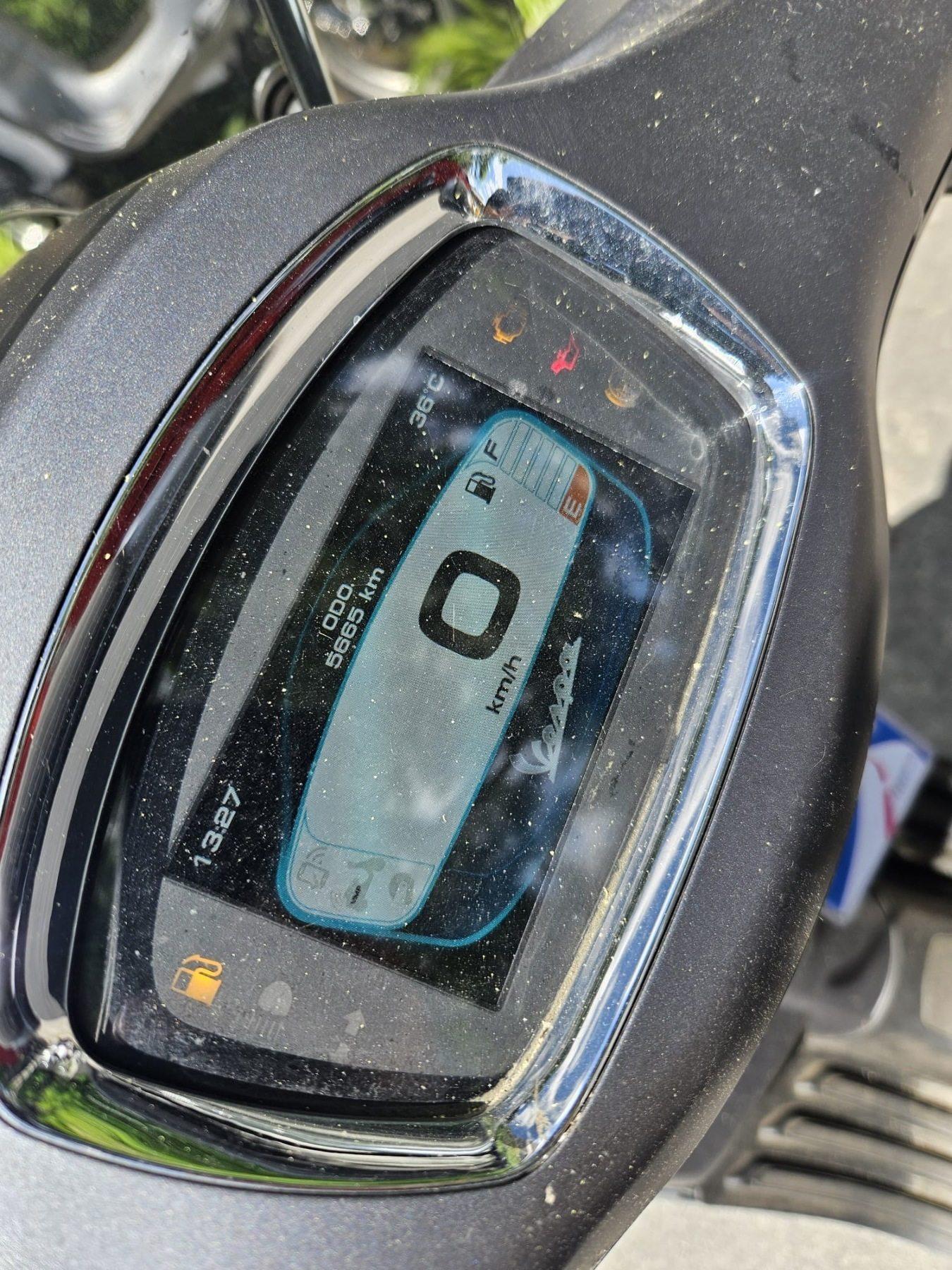 Fahrzeug-Bild 8