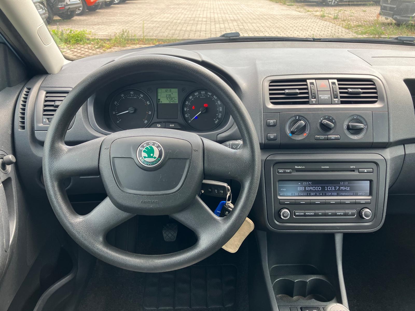 Fahrzeug-Bild 11