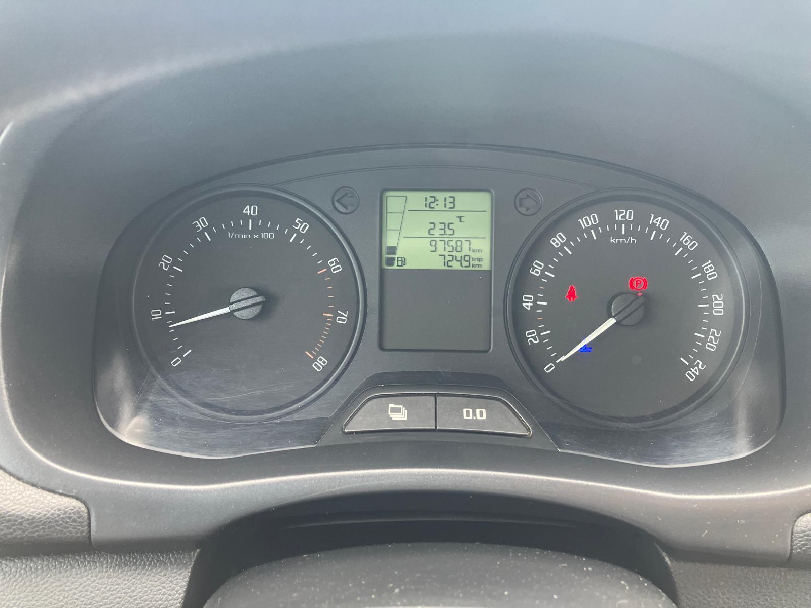 Fahrzeug-Bild 12