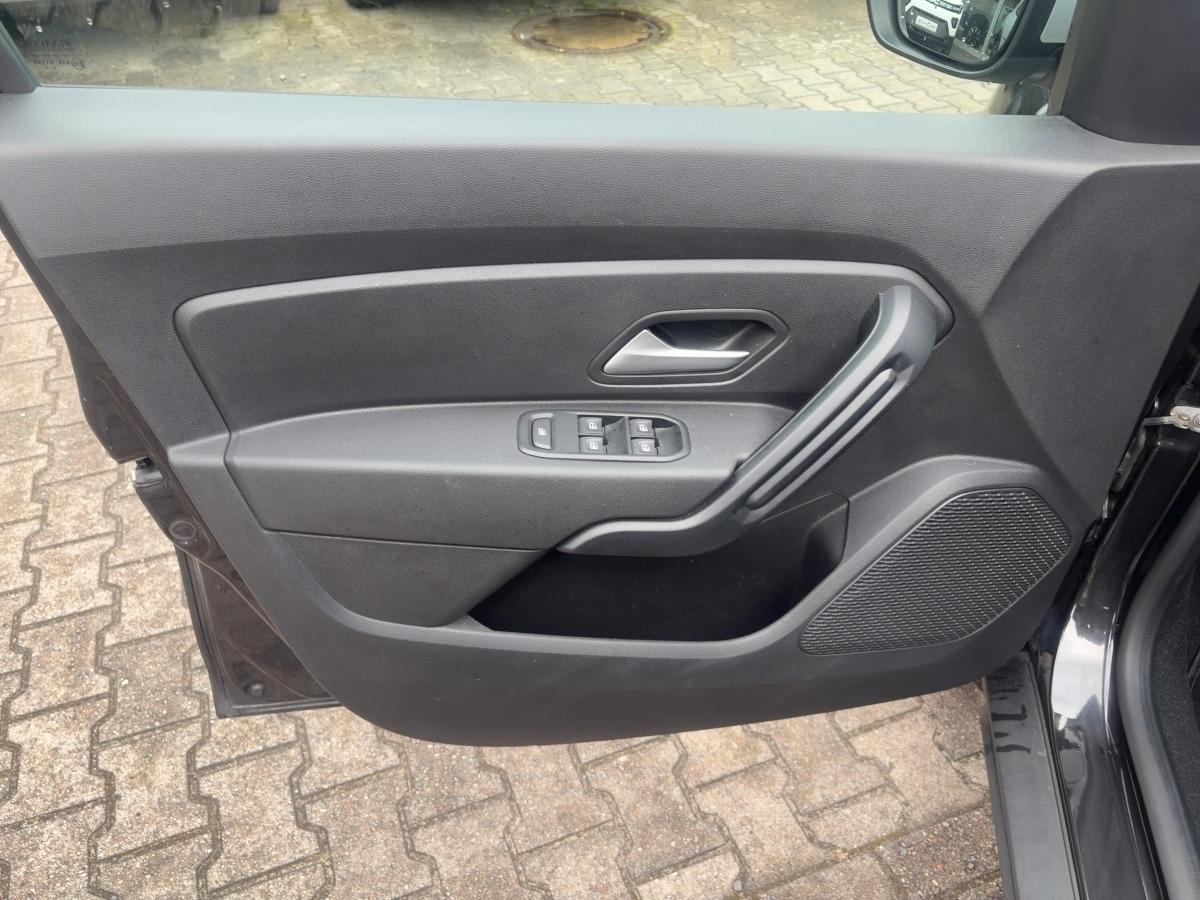 Fahrzeug-Bild 9