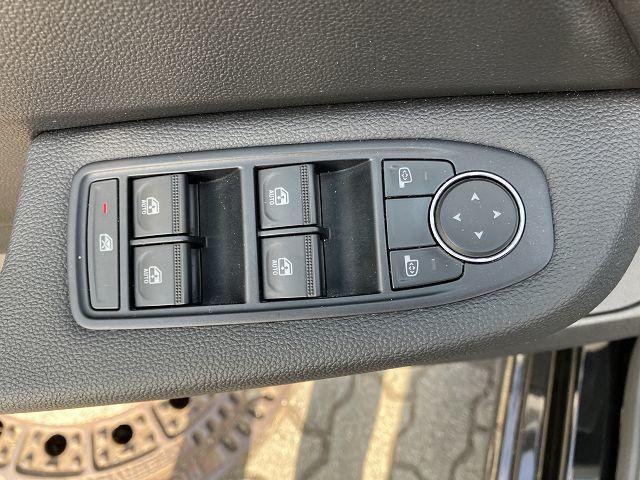 Fahrzeug-Bild 8
