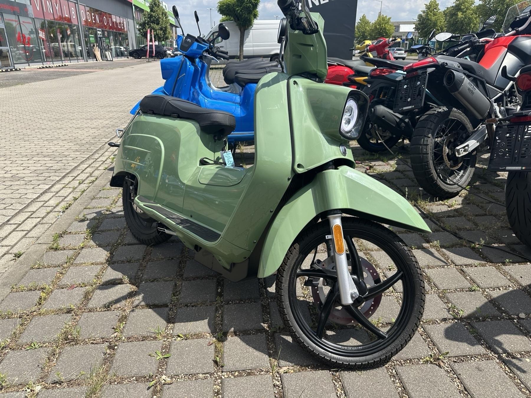 Fahrzeug-Bild 2